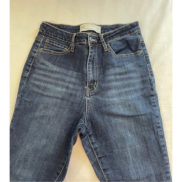 RSQ Súper High Rise Jegging  Size: 28 - Picture 5 of 9